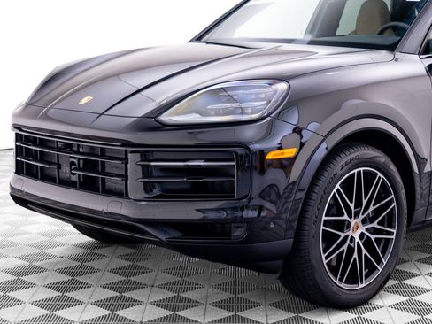 New 2026 Porsche Cayenne AWD/4WD image 38