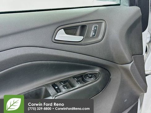Used 2014 Ford Escape SE image 17
