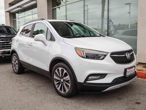 Used 2017 Buick Encore Essence FWD image 1