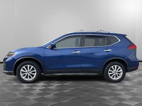 Used 2017 Nissan Rogue SV image 5