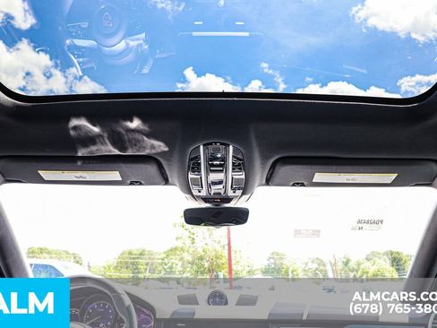 Used 2023 Porsche Cayenne Platinum Edition image 72