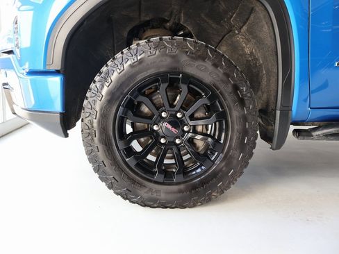 Certified 2022 GMC Sierra 1500 AT4X image 46