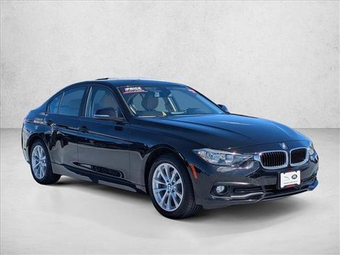 Used 2017 BMW 320i Sedan image 3