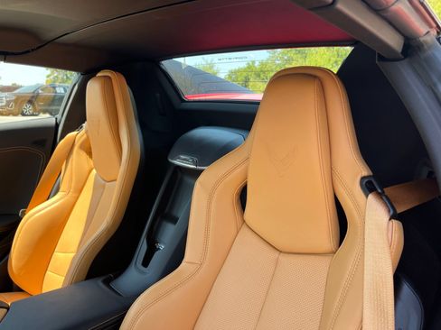 Used 2024 Chevrolet Corvette Stingray Preferred Conv w/ Stealth Interior Trim Package RWD image 28