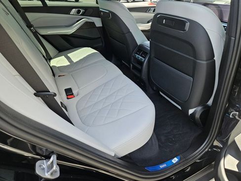 Certified 2025 BMW X5 xDrive40i AWD/4WD image 21
