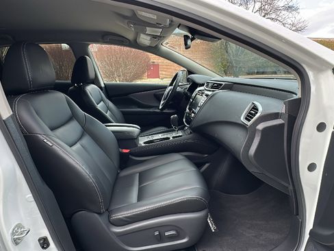 Certified 2024 Nissan Murano SV w/ SV Midnight Edition Package image 24