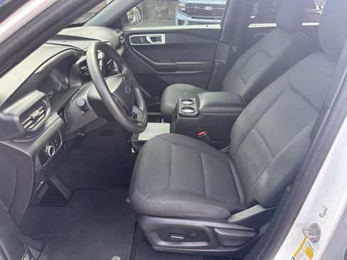 Used 2023 Ford Explorer 4WD Police Interceptor w/ Ultimate Wiring Package image 10