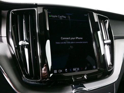 Used 2022 Volvo XC60 T8 R-Design w/ Advanced Package image 16