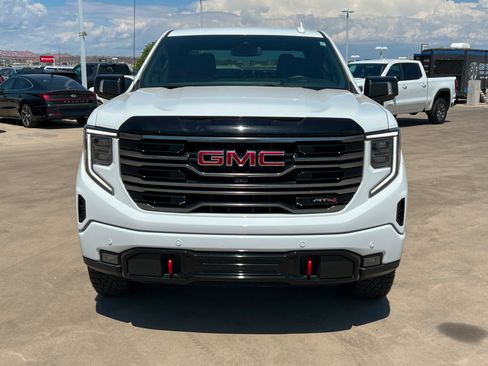 Used 2025 GMC Sierra 1500 AT4 AWD/4WD image 9