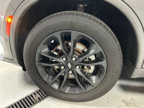 Used 2025 Dodge Durango GT AWD/4WD image 9