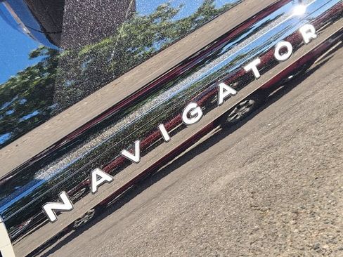 New 2026 Lincoln Navigator Black Label AWD/4WD image 17