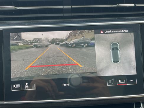 Used 2020 Audi Q8 Prestige w/ Prestige Package image 24