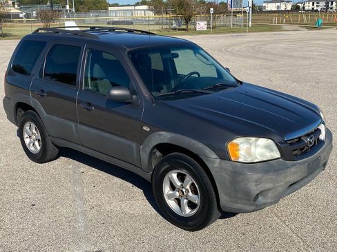 Used 2006 MAZDA Tribute I FWD image 4