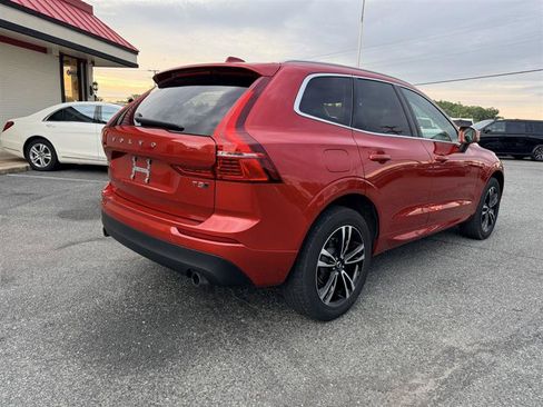 Used 2020 Volvo XC60 T5 Momentum AWD/4WD image 5