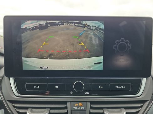 Used 2024 Nissan Altima 2.5 SR w/ SR Premium Package image 26