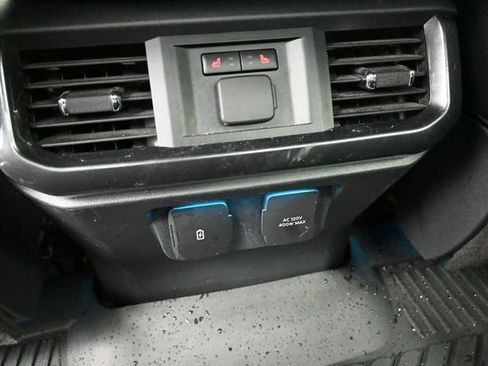 Used 2022 Ford F150 Lariat w/ Equipment Group 502A High image 45