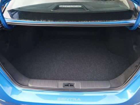 New 2025 Nissan Sentra SV image 7