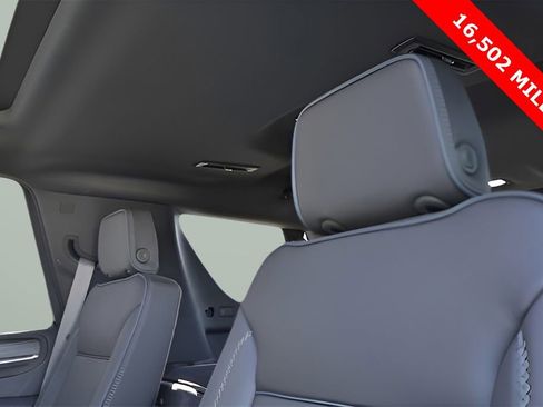 Used 2024 GMC Yukon Denali image 68