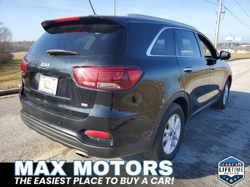 Used 2020 Kia Sorento LX w/ LX I4 Convenience Package image 3