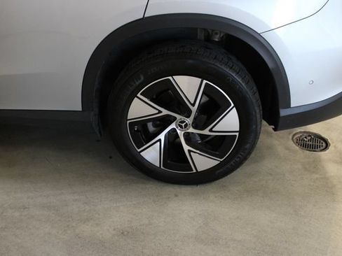 Certified 2024 Mercedes-Benz GLC 300 4MATIC image 34