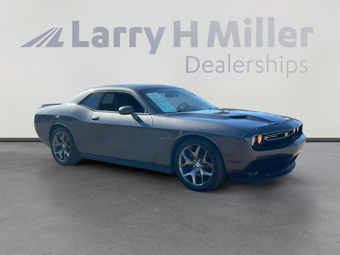 Used 2016 Dodge Challenger R/T w/ Sound Group image 7