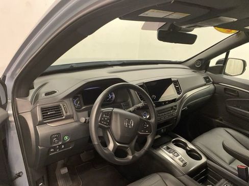 Certified 2023 Honda Passport EX-L image 7