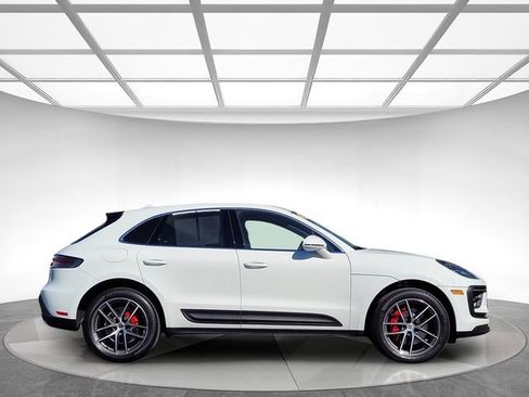 Used 2024 Porsche Macan S AWD/4WD image 3