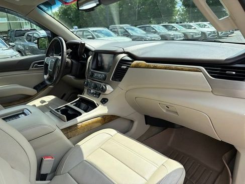 Used 2017 GMC Yukon Denali w/ Open Road Package RWD image 35