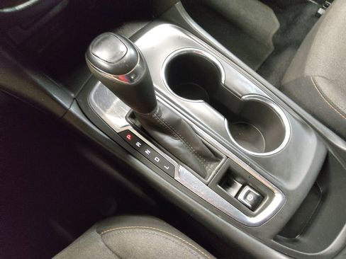 Used 2021 Chevrolet Equinox LT image 26