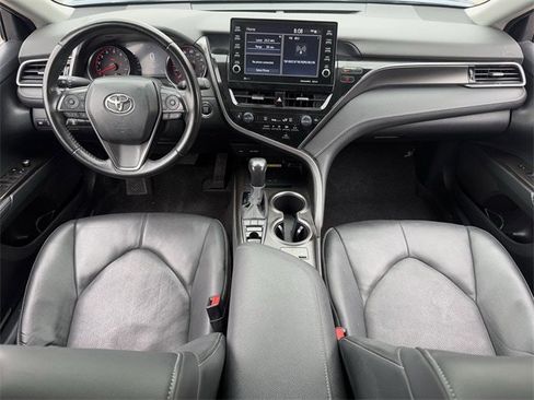 Used 2023 Toyota Camry XSE image 10