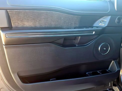 Used 2019 Ford Expedition Limited w/ Texas Edition Package image 24