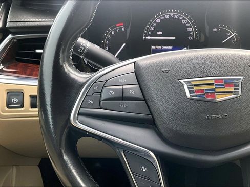 Used 2019 Cadillac XT5 Premium Luxury image 24