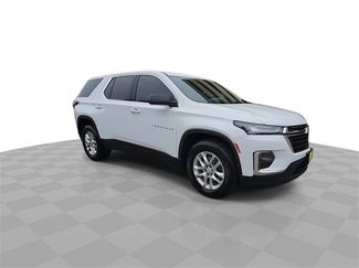 Used 2023 Chevrolet Traverse LS video 2
