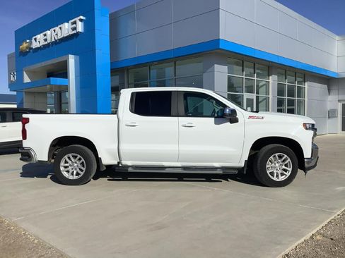 Used 2021 Chevrolet Silverado 1500 LT image 4