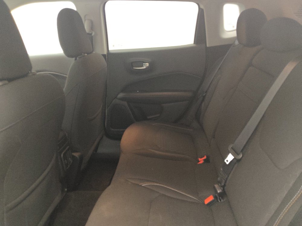 Used 2018 Jeep Compass Sport AWD/4WD image 18