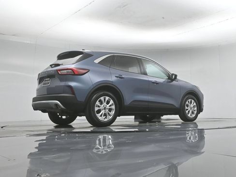 Used 2023 Ford Escape Active FWD image 49