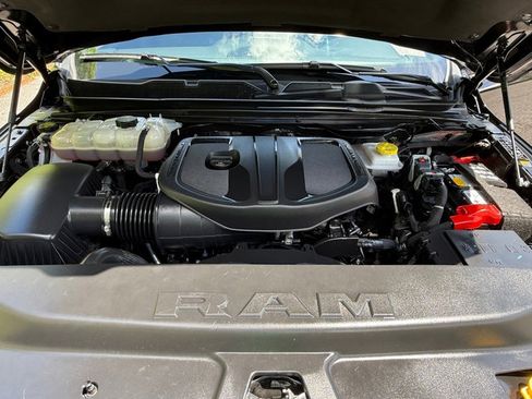 Used 2025 RAM 1500 Big Horn AWD/4WD image 10