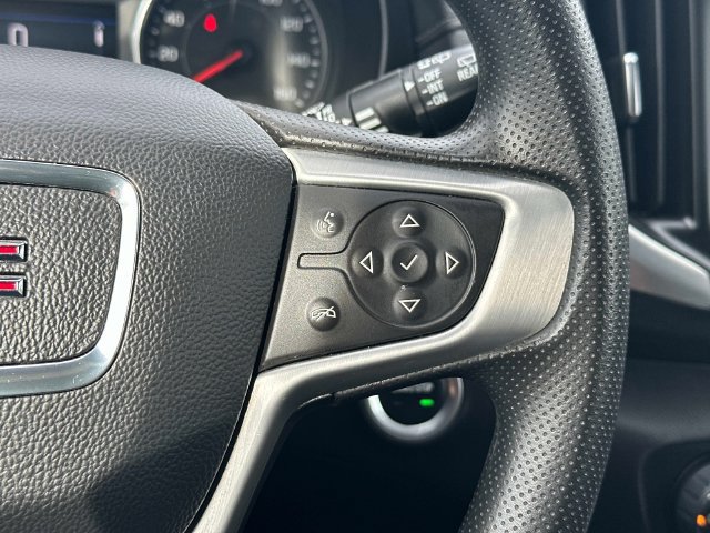 Used 2024 GMC Terrain SLE AWD/4WD image 25