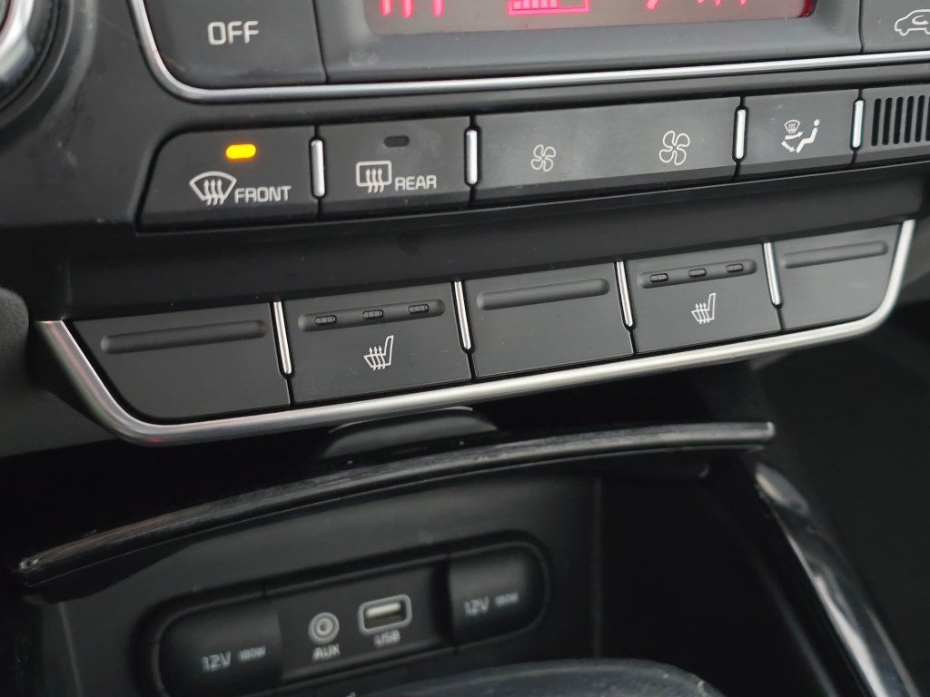 Used 2019 Kia Sorento SX FWD image 34