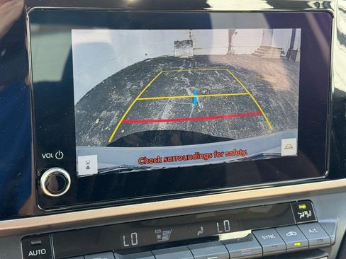 Used 2025 Toyota Camry LE image 22