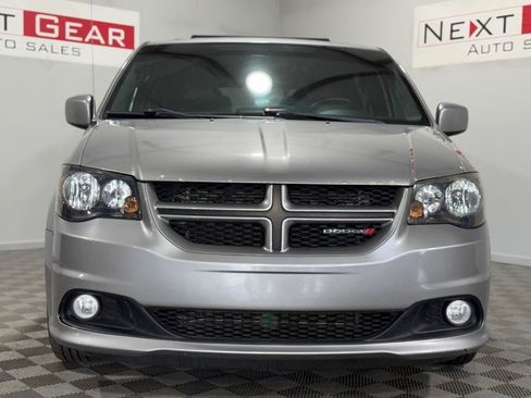 Used 2016 Dodge Grand Caravan R/T FWD image 4