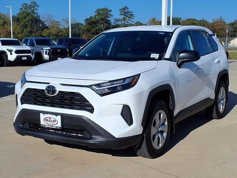 Certified 2023 Toyota RAV4 LE image 3