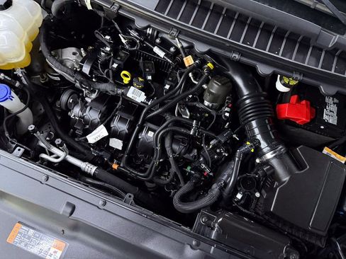 Used 2023 Ford Edge Titanium image 28