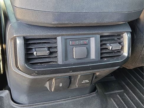 Used 2021 Ford F150 Lariat w/ Equipment Group 502A High image 16