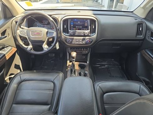 Certified 2022 GMC Canyon Denali RWD image 11