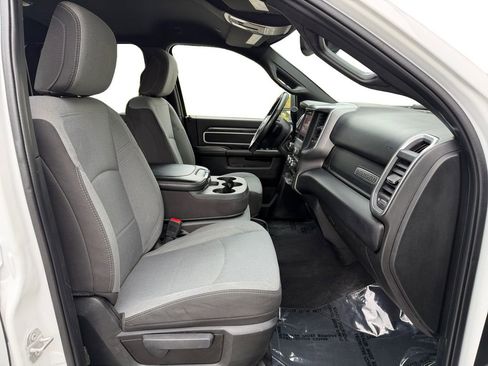Used 2024 RAM 2500 Big Horn AWD/4WD image 18