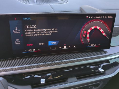 Used 2025 BMW X6 M Competition w/ Executive Package image 40