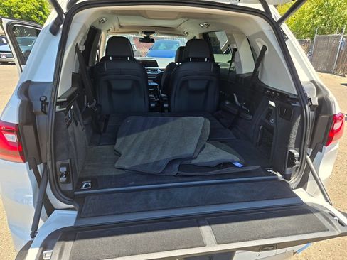 Used 2021 BMW X7 xDrive40i AWD/4WD image 41