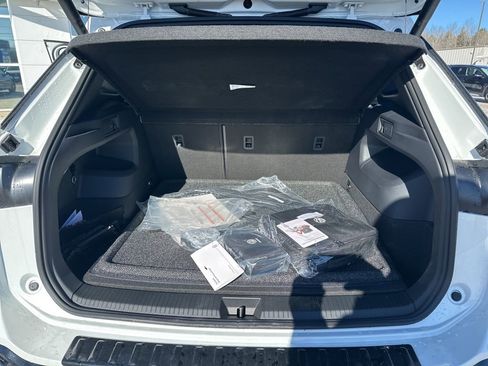 New 2026 Volkswagen Tiguan SEL R-Line image 24