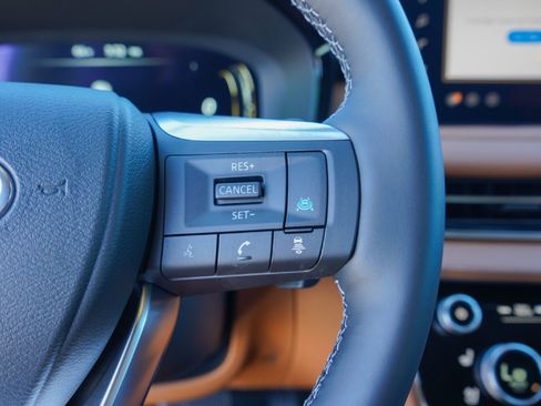 New 2026 INFINITI QX60 Autograph image 11